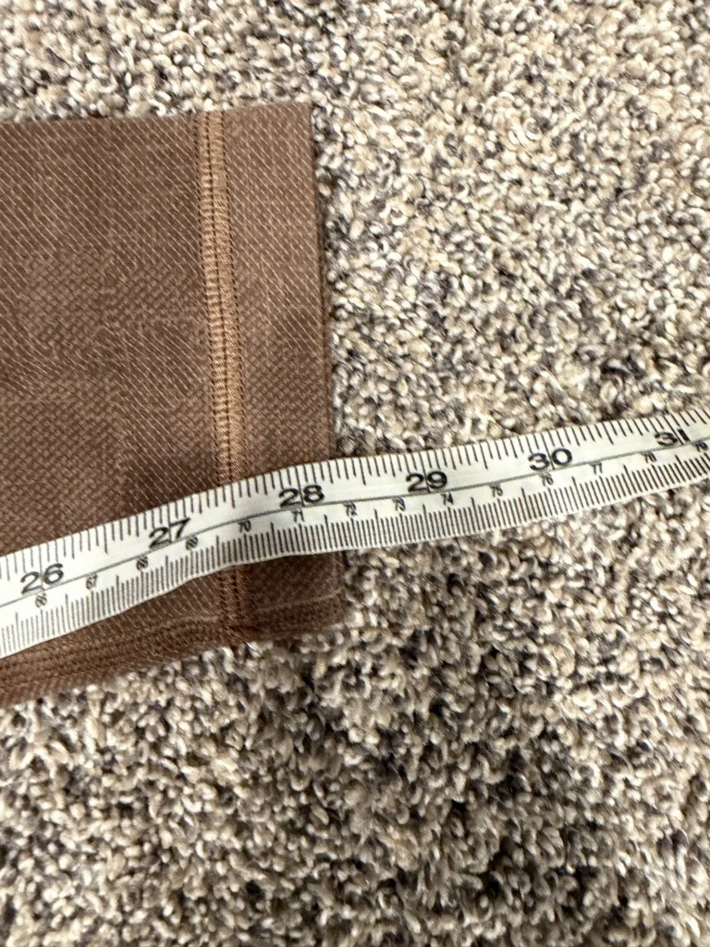 Lululemon Align High-Rise Pant 28"
Diamond Texture Print Taupetastic sz 10 EUC - Picture 6 of 6